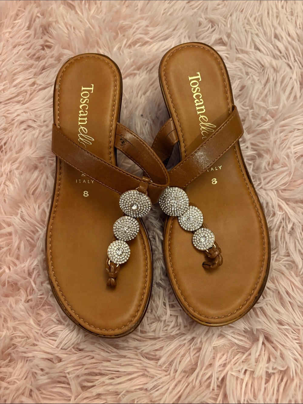 Women's Brown Jeweled Toe-Loop Sandals
Made in Italy
